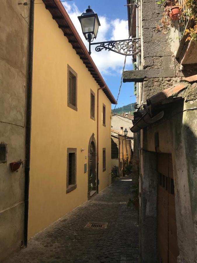 Appartamento La Rocca House Soriano nel Cimino Esterno foto